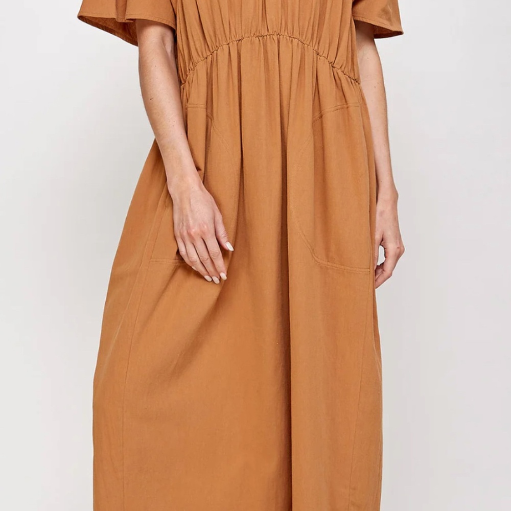 🔥A MENTE Drop Sleeve Front Shirred Mid Dress, Clay🔥 - Picture 2 of 6